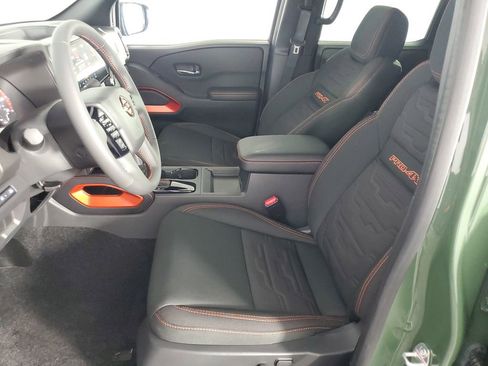 New 2025 Nissan Frontier PRO-4X image 12