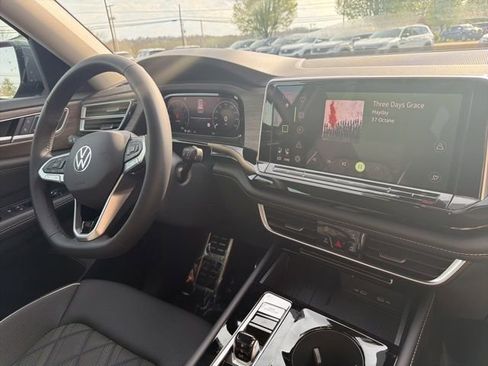 New 2026 Volkswagen Atlas SEL Premium R-Line AWD/4WD image 40