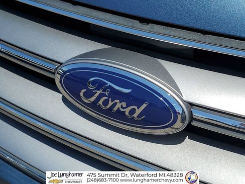 Used 2018 Ford Edge Titanium w/ Technology Package AWD/4WD image 32