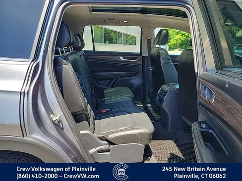 Used 2024 Volkswagen Atlas SEL AWD/4WD image 17