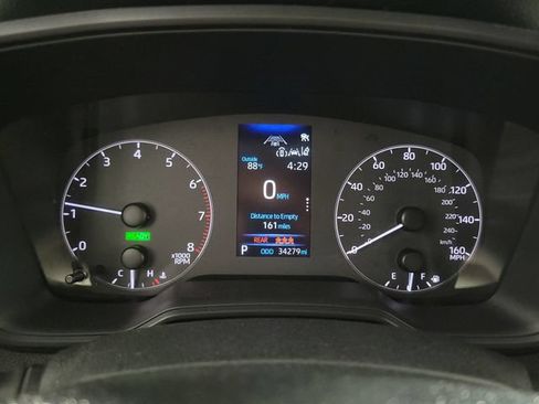 Used 2025 Toyota Corolla Cross AWD Hybrid image 18
