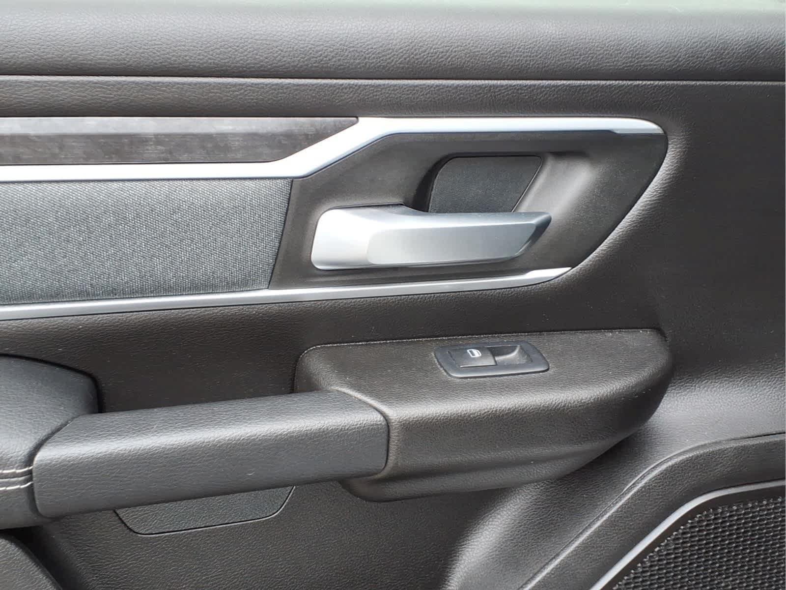 Used 2022 RAM 1500 Big Horn AWD/4WD image 28