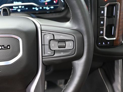 Used 2024 GMC Yukon Denali Ultimate AWD/4WD image 36