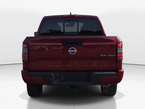 Used 2022 Nissan Frontier SV image 4