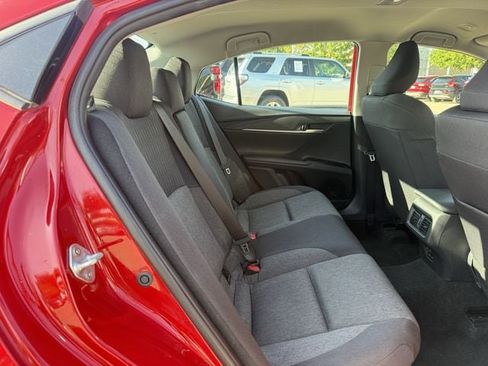 Used 2025 Toyota Camry LE FWD image 32