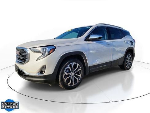 Used 2021 GMC Terrain SLT w/ Infotainment Package II image 2