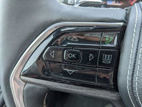 Certified 2025 Jeep Grand Cherokee L Overland AWD/4WD image 28