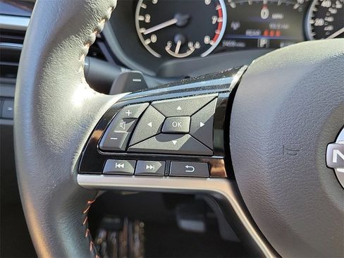 Certified 2023 Nissan Altima 2.5 SR w/ SR Premium Package image 4