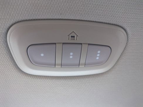 Used 2022 RAM 1500 Laramie AWD/4WD image 31