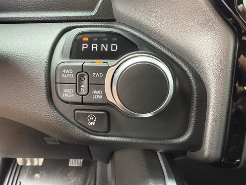 Used 2025 RAM 1500 Big Horn AWD/4WD image 23