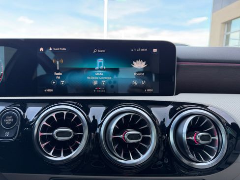 Used 2020 Mercedes-Benz A 220 image 28