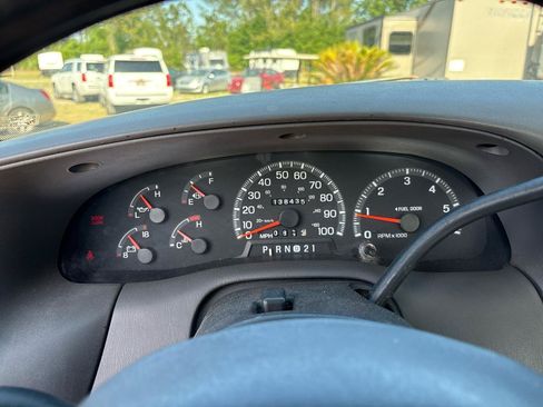 Used 1998 Ford F150 2WD Regular Cab image 10