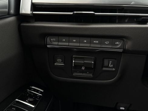 New 2026 Cadillac Escalade ESV Sport w/ Touring Package image 21