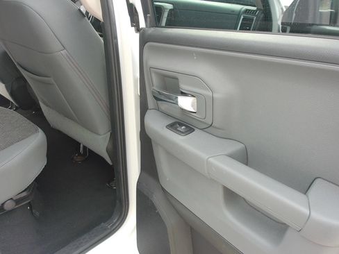 Used 2016 RAM 1500 Big Horn AWD/4WD image 31