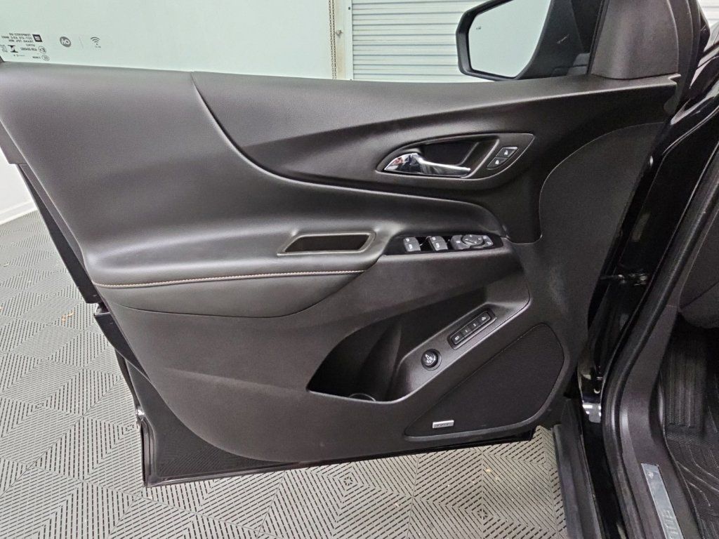 Certified 2024 Chevrolet Equinox Premier FWD image 30