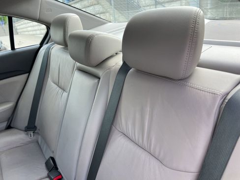 Used 2015 Honda Civic EX-L image 9