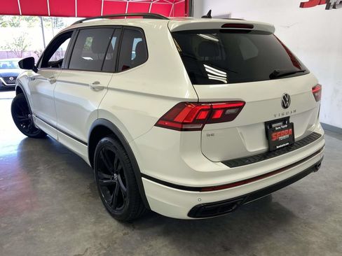 Used 2023 Volkswagen Tiguan SE R-Line FWD image 5