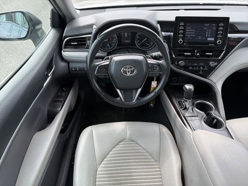 Used 2023 Toyota Camry SE image 23