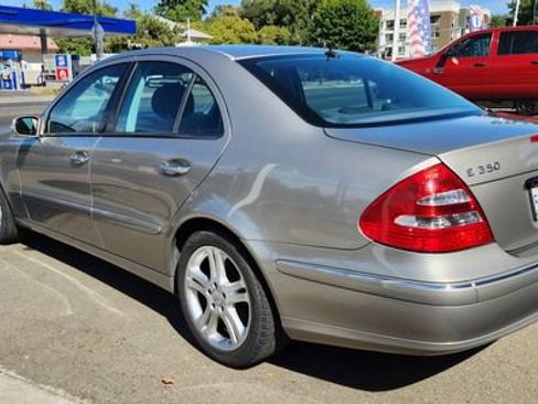 Used 2006 Mercedes-Benz E 350 Sedan image 3