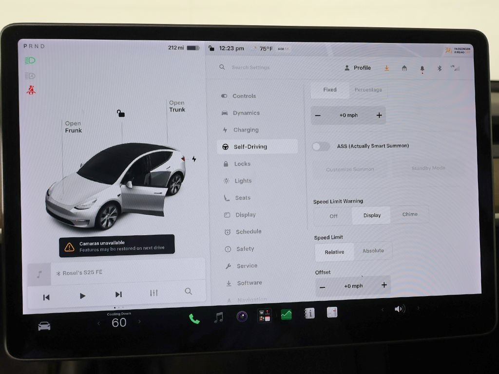Used 2022 Tesla Model Y Long Range AWD/4WD image 45