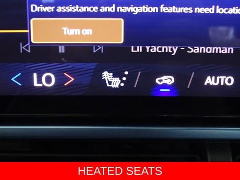 Used 2025 Chevrolet Equinox EV LT FWD image 11