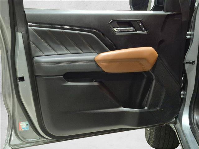 Used 2024 GMC Canyon AT4 AWD/4WD image 8
