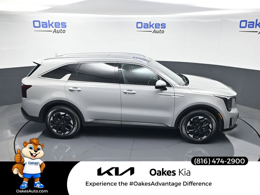Certified 2026 Kia Sorento S w/ S Panoramic Sunroof Package FWD image 54