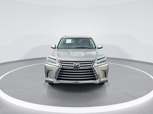 Used 2021 Lexus LX 570 4WD w/ Luxury Package image 3