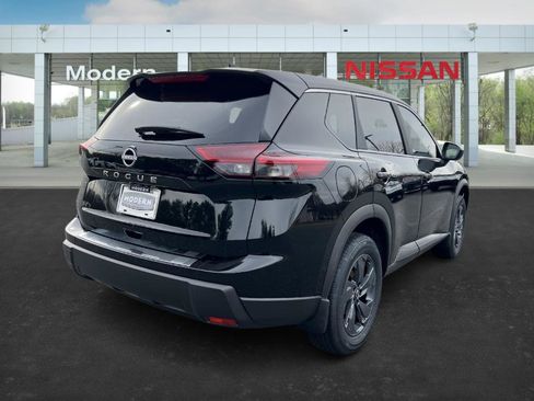 New 2026 Nissan Rogue SV image 5