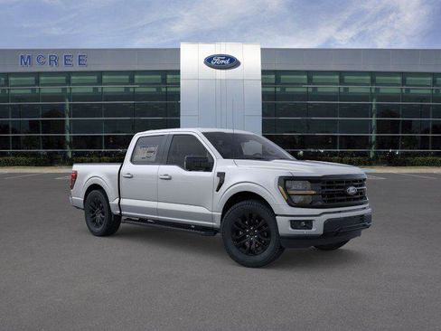 New 2026 Ford F150 XLT w/ Equipment Group 302A MID RWD image 7