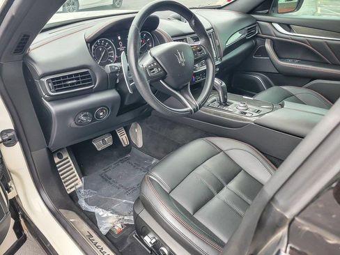 Used 2021 Maserati Levante S GranSport image 10