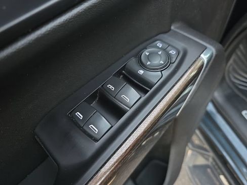 Certified 2020 Chevrolet Silverado 1500 LT Trail Boss w/ Convenience Package AWD/4WD image 10