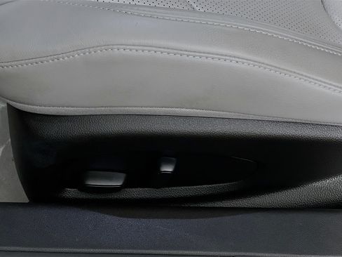 Used 2023 Chevrolet Camaro LT RWD image 16