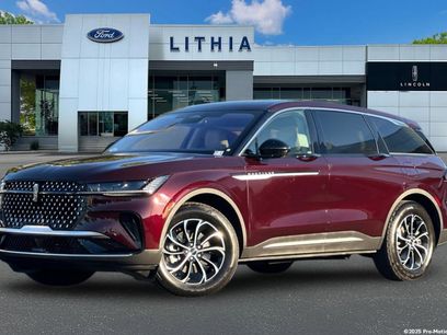 Used 2025 Lincoln Nautilus Premier