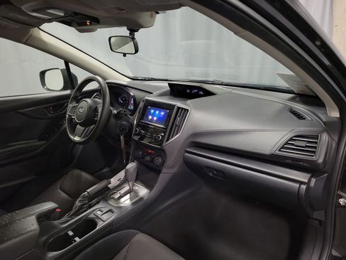 Used 2019 Subaru Crosstrek 2.0i w/ Eyesight System image 28