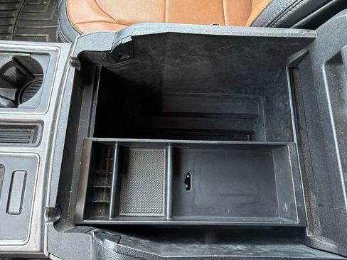 Used 2016 Ford F150 Limited w/ Trailer Tow Package image 25