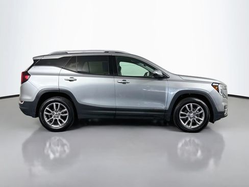 Certified 2024 GMC Terrain SLT AWD/4WD image 8