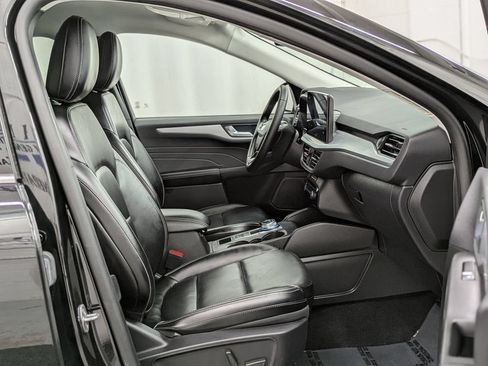 Used 2024 Ford Escape Platinum AWD/4WD image 21