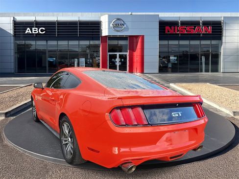 Used 2016 Ford Mustang GT image 6