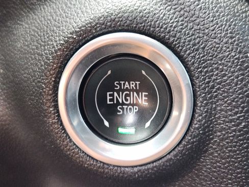 Used 2020 Chevrolet Silverado 1500 RST AWD/4WD image 22