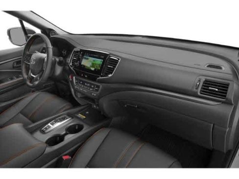 Used 2024 Honda Passport TrailSport image 18