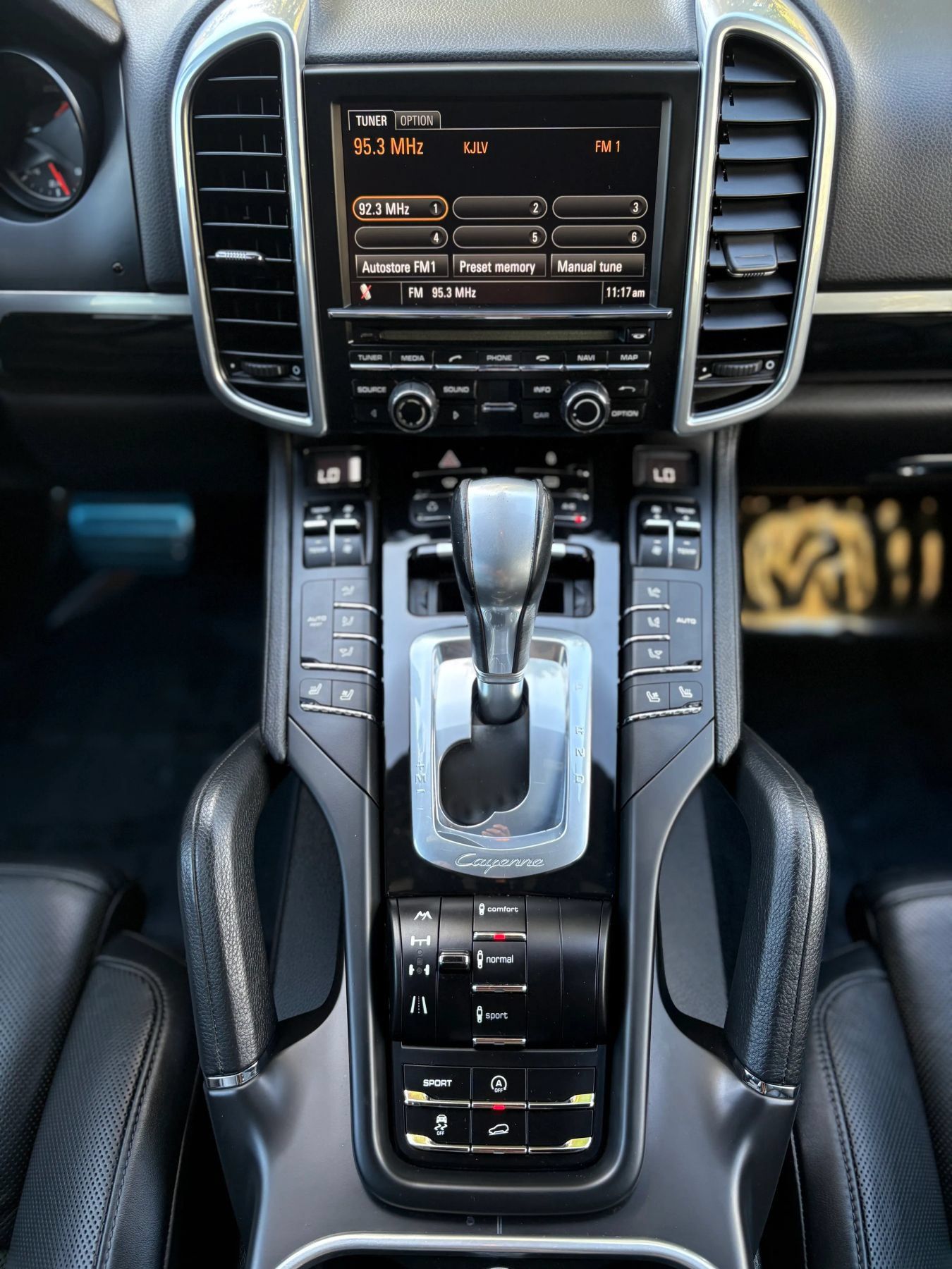 Used 2012 Porsche Cayenne S AWD/4WD image 24