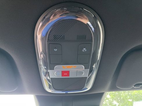 New 2025 Hyundai Ioniq 6 SE image 32