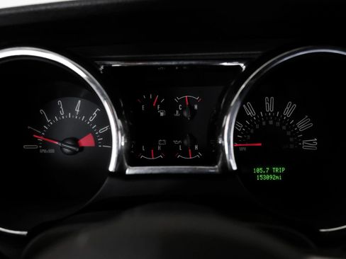 Used 2005 Ford Mustang Coupe RWD image 11