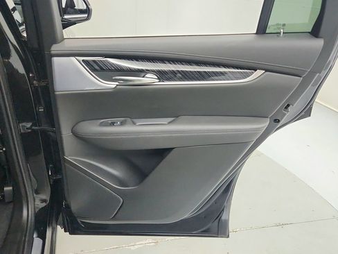 Certified 2024 Cadillac XT6 Premium Luxury w/ LPO, Floor Liner Package FWD image 27