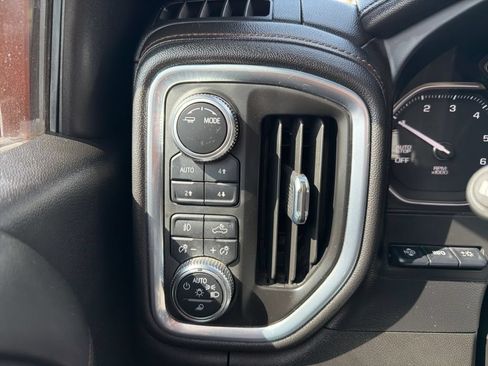 Used 2021 GMC Sierra 1500 AT4 w/ AT4 Value Package AWD/4WD image 31