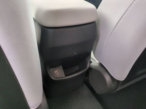 Used 2023 Hyundai Kona SEL AWD/4WD image 13