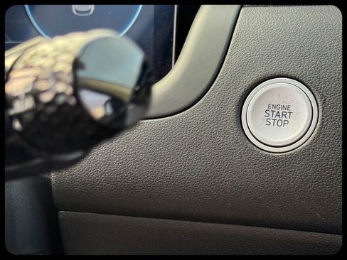 Used 2024 Hyundai Tucson Limited image 38