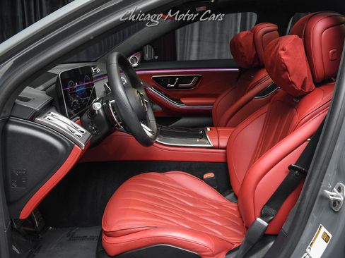 Used 2025 Mercedes-Benz S 63 AMG S image 12
