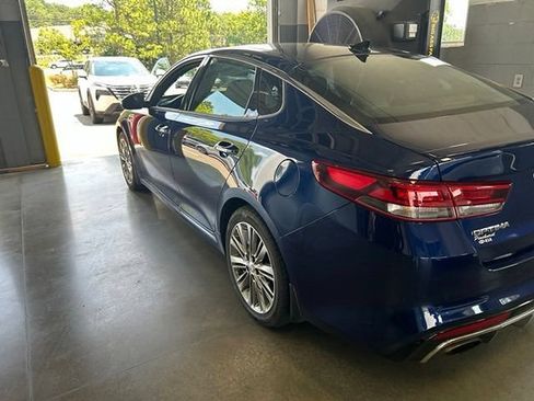 Used 2017 Kia Optima SX FWD image 8